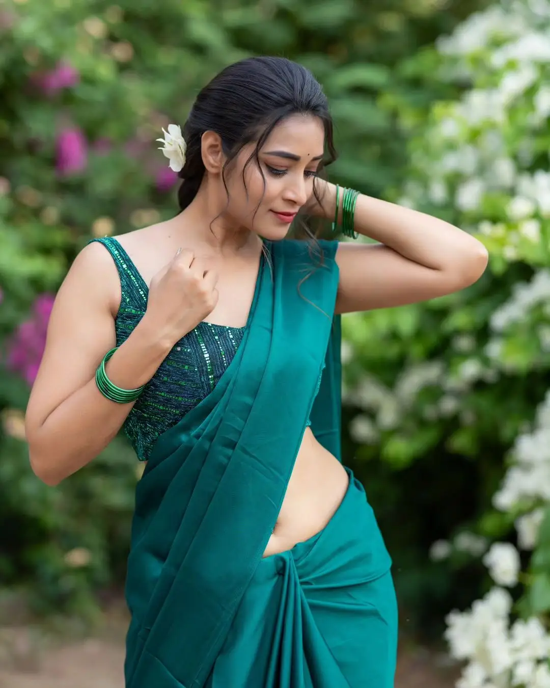 ETV Actress Bhanu Sri in Beautiful Green Saree Sleeveless Blouse